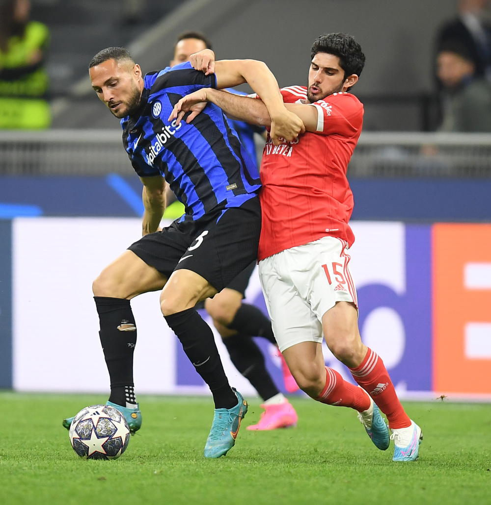 哈珀：父亲告诉我只要你能保持头脑冷静 一切最终都会好起来的（哈珀：父亲说，只要保持冷静，最终一切都会好起来）