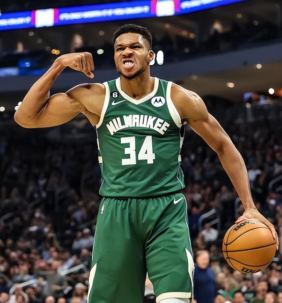 22／23赛季以来顶级前锋越位数：哈兰德仅18次，C罗143次（22／23赛季至今顶级前锋越位榜：哈兰德仅18次，C罗多达143次）