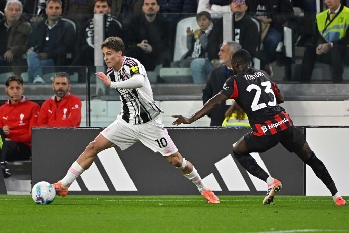 八年没在费城赢过了！湖人客场对阵76人已经遭遇了七连败（湖人近八年客战费城未尝胜绩，对76人惨遭七连败）