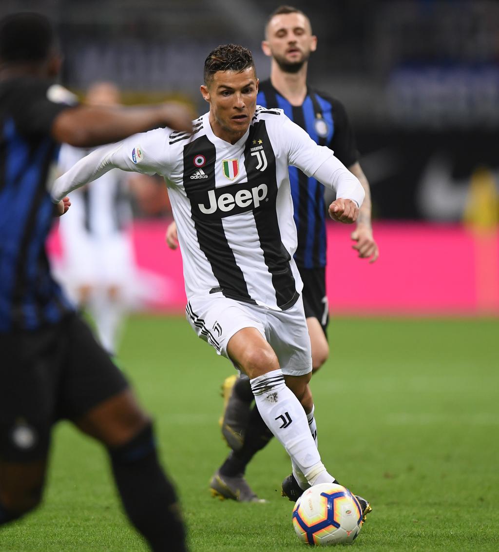 迪马：罗马、那不勒斯、布莱顿有意波尔图19岁中场弗罗霍尔特（迪马称：罗马、那不勒斯与布莱顿均有意引进波尔图19岁中场弗罗霍尔特）