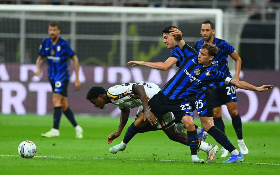 尼克斯主场目前12胜1负 创队史33年来的主场最佳开局战绩！（尼克斯主场12胜1负，创队史近33年最佳主场开局）