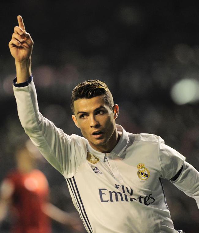 外媒：因科隆对马拉要价过高，拜仁接触波兰17岁边锋新星（外媒：科隆抬高马拉身价，拜仁转洽17岁波兰边锋新星）