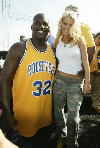 16队参与的乌兹别克斯坦超：中亚规模最大的顶级足球联赛（乌兹别克斯坦超级联赛：16队角逐，中亚规模最大的顶级足球赛事）