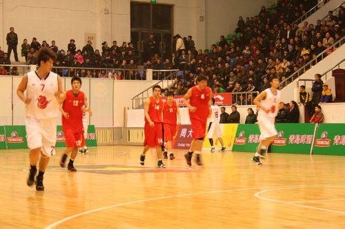 专访旧金山主帅：让王俊杰替补并非针对他（独家专访旧金山主教练：王俊杰打替补并非刻意针对）