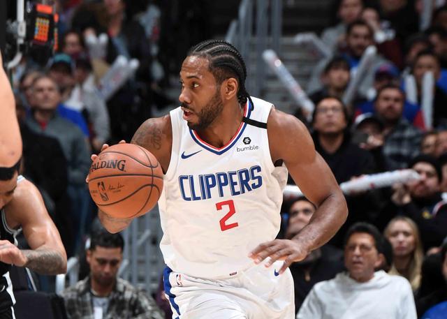 一球不丢！哈特半场4中4拿到9分2板2助1断 正负值+16（哈特半场手感火热：4投全中拿下9分2板2助1断，正负值+16）