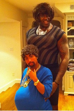 共和报：德佬对孔蒂的执教表现极为满意，想与其续约至2029年（共和报：德劳伦蒂斯高度认可孔蒂执教，计划将合同续至2029年）