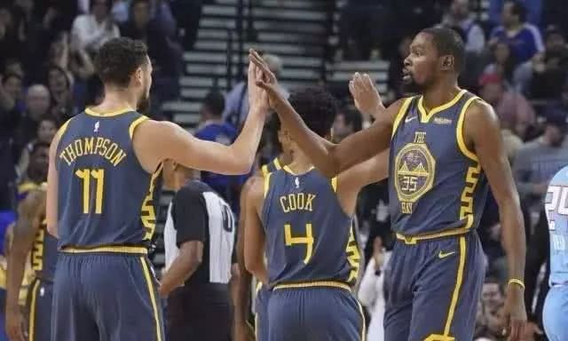 北伐，还是要看快船！泰伦卢没有说大话，终究是卡登扛下所有（征途仍看快船！泰伦卢并非夸口，终究还是小卡与登哥扛起全部）