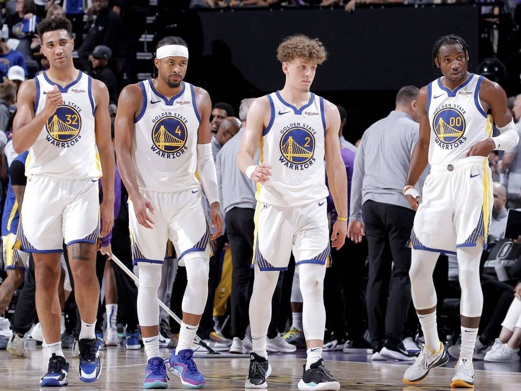 经纪人：米内罗竞技未与胡尔克就续约进行接触（经纪人称米内罗竞技尚未与胡尔克谈续约）