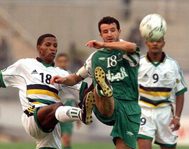 王励勤升任3天遭围攻，呼吁理性追星，极端球迷为何反目？（王励勤上任三日成舆论焦点：呼吁理性追星，极端粉丝为何转向？）