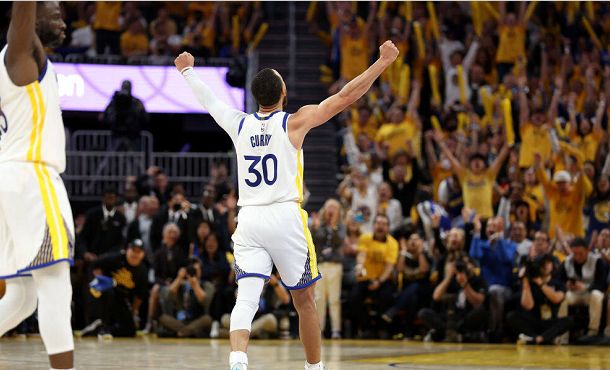 麦克阿瑟vs布里斯班狮吼因闪电延迟，开球时间待定（闪电导致麦克阿瑟对阵布里斯班狮吼比赛推迟，开球时间未定）